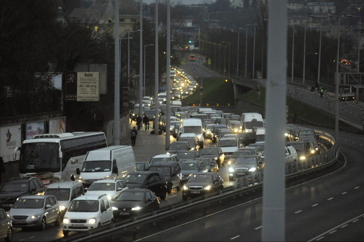 Ma van az utolsó lehetőségük az autósoknak, különben holnaptól megbírságolják őket