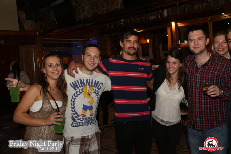 2014.07.11.Péntek - Friday Night Party
