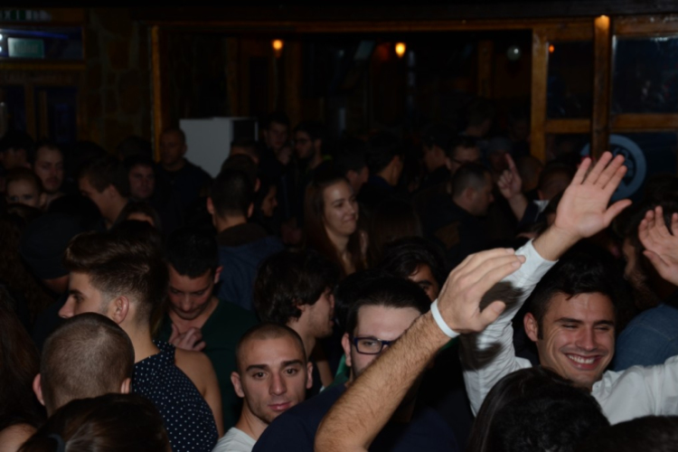 2013.11.03.Szerda Lapos Banhof fotók.adrián