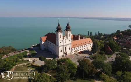 Győri bencés diák a Tihanyi Apátság élén