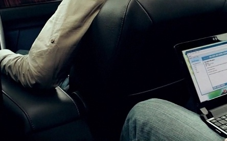 Az interneten öngyilkosságra buzdító férfit fogtak el a BRFK munkatársai