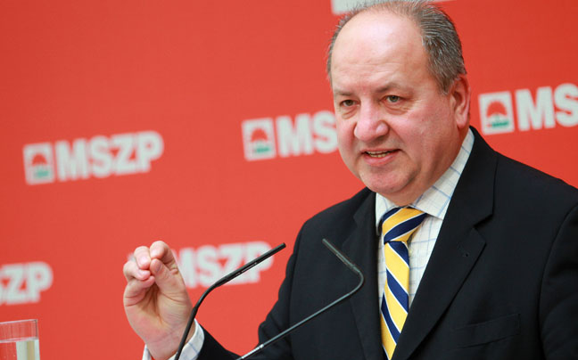 MSZP: a jogállam elleni támadás az újabb alkotmánymódosítás