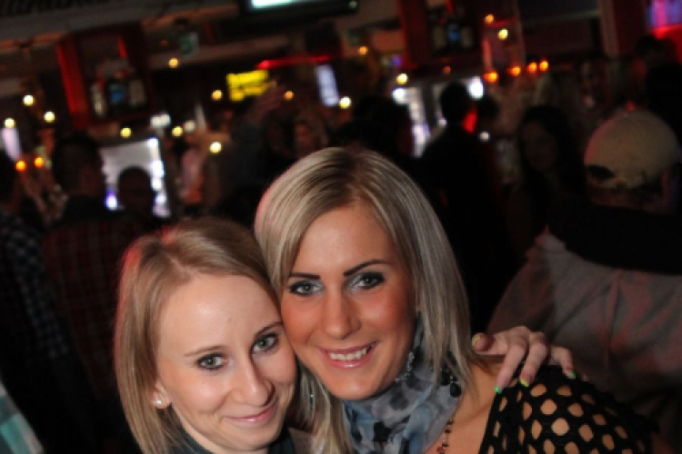 2013.09.28.Szombat Mamma Mia FeelharmoniX Fotók:árpika