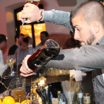 2013.11.23 Szombat Aftersix Cocktail Bar and Café fotók:árpika