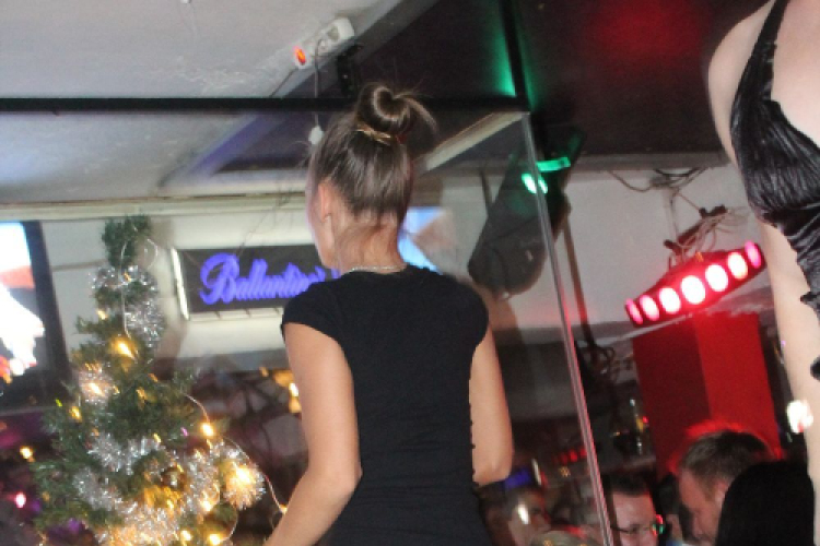  2015.12.05. Mamma Mia Szombati mikulás házibuli Dj:Balage fotók:árpika