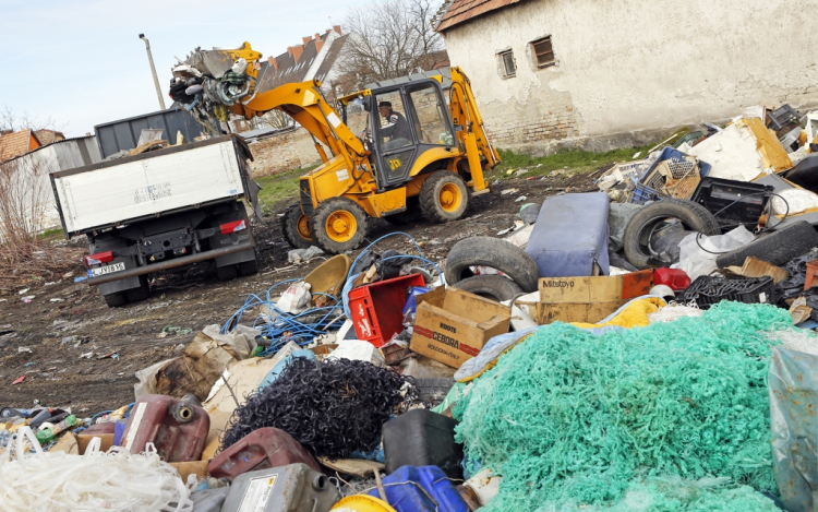 Zugszemét elszállítás