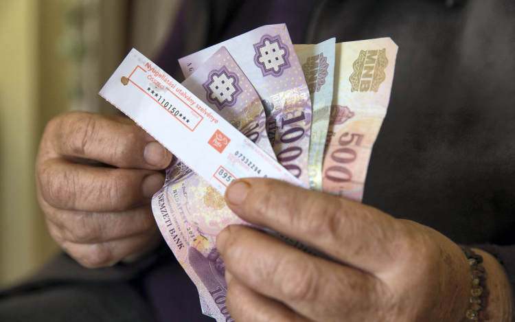 Magasabb lesz a nyugdíjbónusz