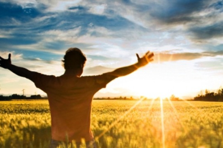 Tavaszias meleg követi napsütéssel a reggeli esős időt