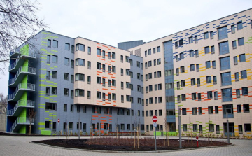 Leparkolt a győri kórháznál és szívinfarktust kapott