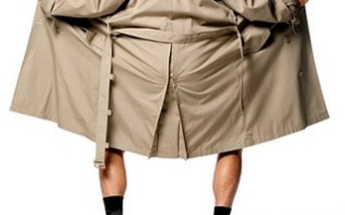 Mutogatta magát a tényői férfi volt felesége győri lakása előtt