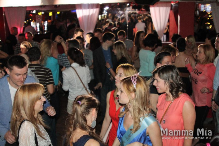 2013.04.26 Péntek Mamma Mia Konga Night Fotók:árpika