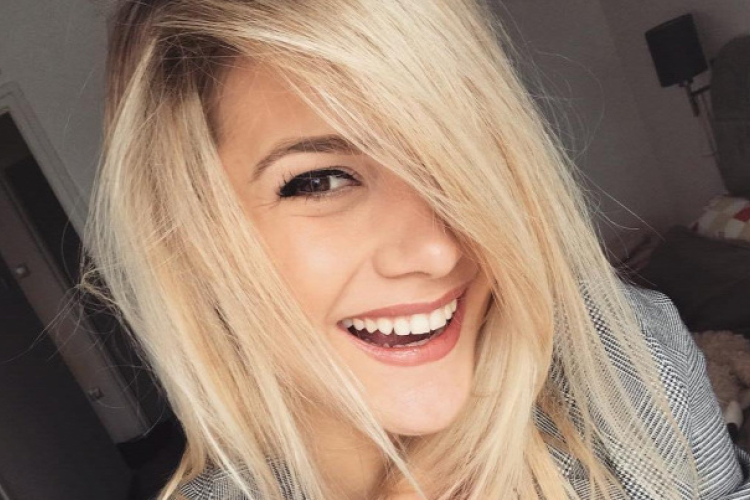 Hét órán át műtötték Weisz Fannit - implantátum segíti a beszédben és a hallásban