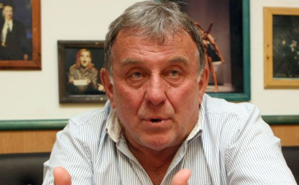 Fábry Sándor ünnepel