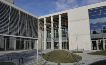 Új győri rektor: a szellemi autonómia nem jelenthet elszigetelődést