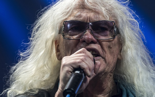 Vízimentők mentették meg a Balatonon Kóbor Jánost