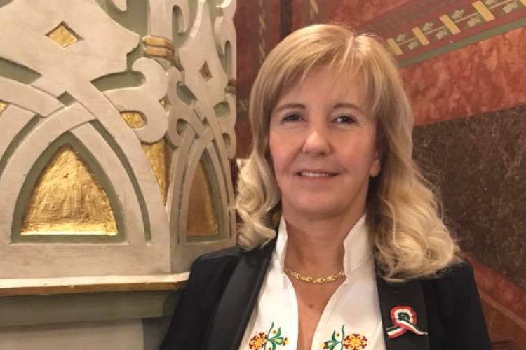 Dr. Dézsiné Szentes Veronika is kitüntetést kapott