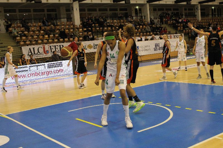 2013.03.17 Hat-Agro Uni Győr-MBK Ruzomberok női kosárlabda Fotók:árpika