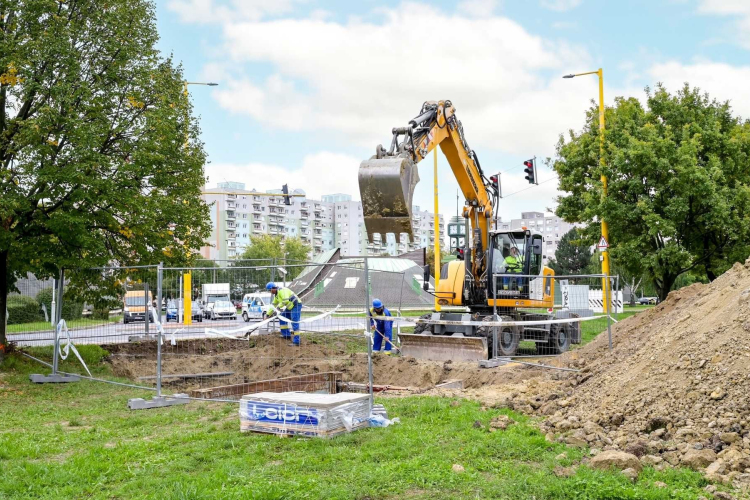 Öregek a vízcsövek sorozatos csőtörések, felújítások Marcalvárosban