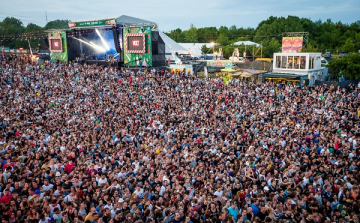 Új szabály lépett érvénybe a fesztiválozóknak