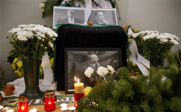 Buszbaleset Kapuvárnál - Televíziós összefogás és emléktorna Győrben