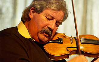 Elhunyt Halmos Béla népzenekutató, előadóművész