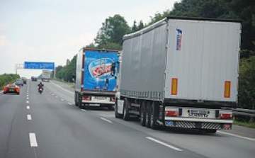 Megszűnt a forgalomkorlátozás az M1-es autópályán