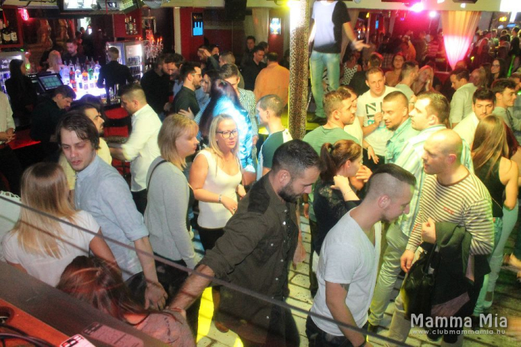 2017.10.27.Mamma Mia Retro Péntek Dj:Hubik Fotók:árpika