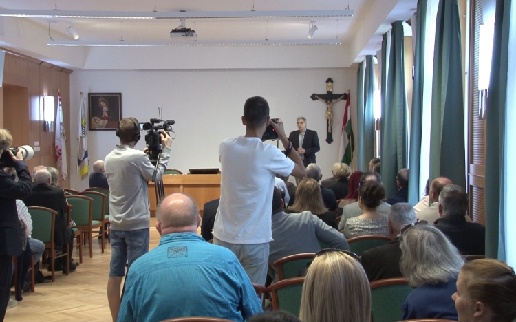 Harminc éve indult újra a Győri Levéltár