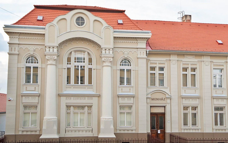 Győr új színháza, Gáti Oszkár vezetésével május 7-én nyit