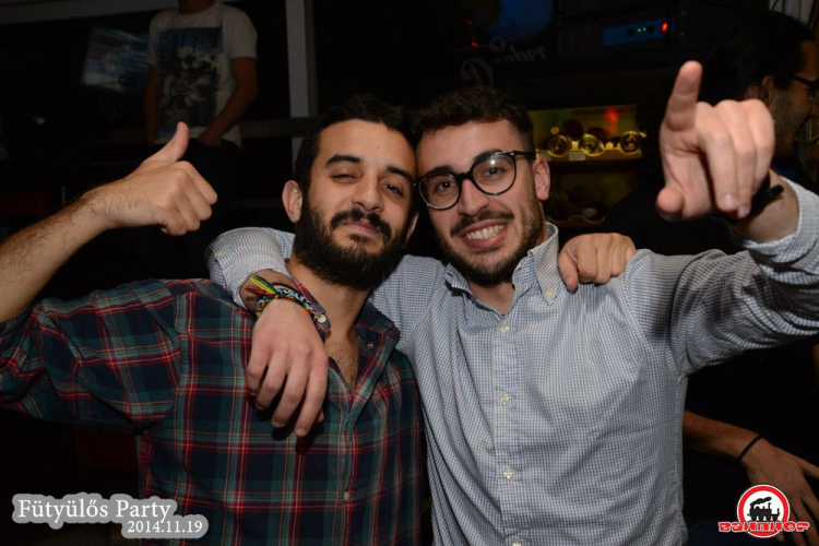 2014.11.19.Szerda - Fütyülős Party