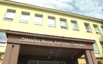 Koronavírus: Karanténba helyeztek két általános iskolai osztályt Prágában