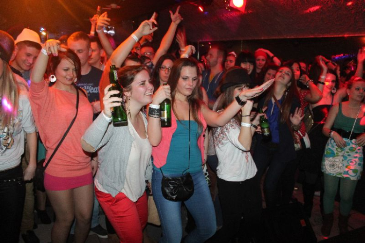 2013.03.12.SUBWAY Tk-ás Giccs Party és Fluor Tomi Fotók:árpika