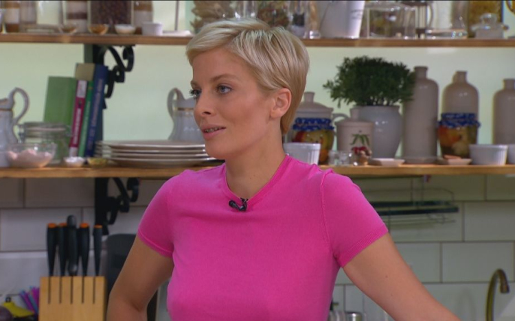 Visszaéltek Tatár Csillla nevével, pénzhez akartak jutni