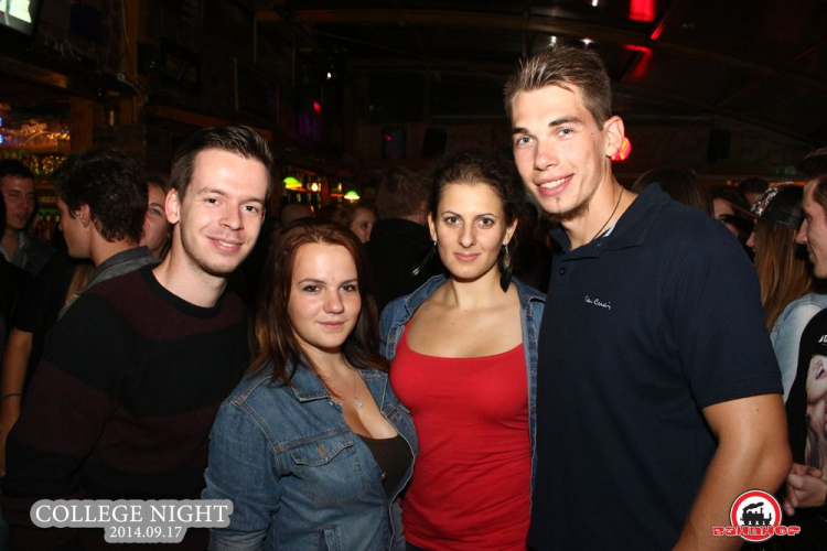 2014.09.17.Szerda - College Night Party