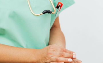 Ünnepi gálán köszöntötték a Magyar Egészségügyi Szakdolgozói Kamara kiemelkedő szakembereit