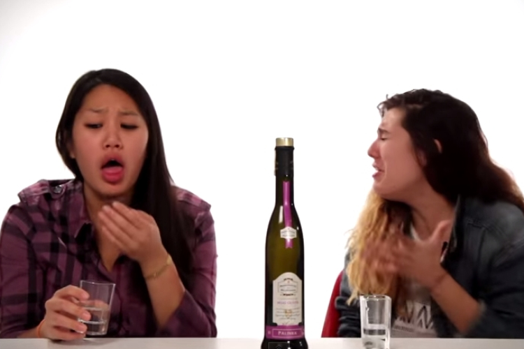 Amikor egy amerikai magyar pálinkát kóstol 