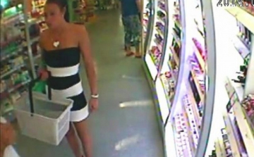 Miniszoknyás lányok loptak a győri drogériából?