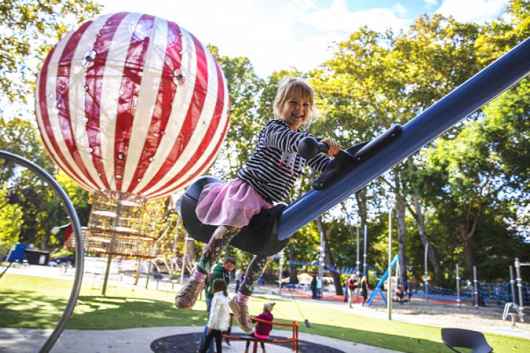 Hamarosan birtokba vehetik a gyerekek Magyarország egyik legkorszerűbb játszóterét