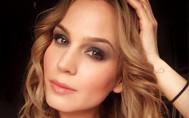 Súlyos betegséggel küzd a Barátok közt Alíza, Nagy Alexa