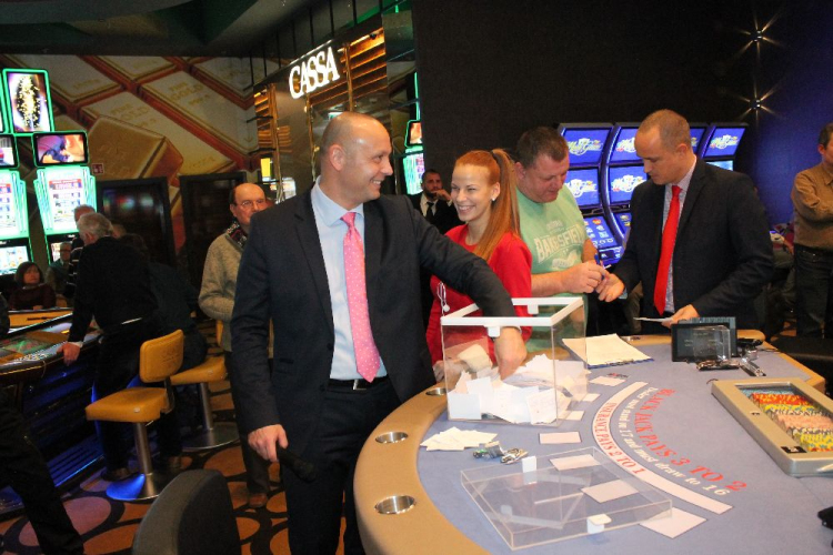 2016.12.10. Casino Win Győr Mikulás Party Fotók:árpika