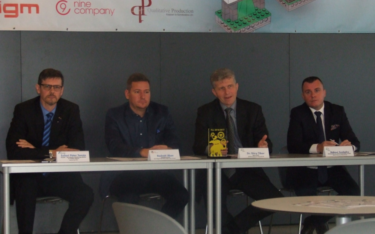 FIRST LEGO League nemzetközi robotépítő és -programozó verseny 