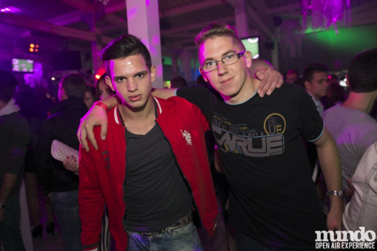 Mundo - Andro & Julia Carpenter 2014.05.31. (szombat)