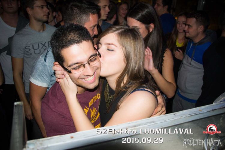 2015.09.29.Kedd - SZElektro LUDMILLÁVAL
