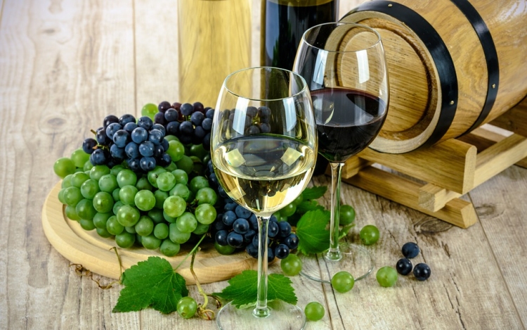 A fűszerpaprika, a bor és az őszibarack a délalföldi térség kincse