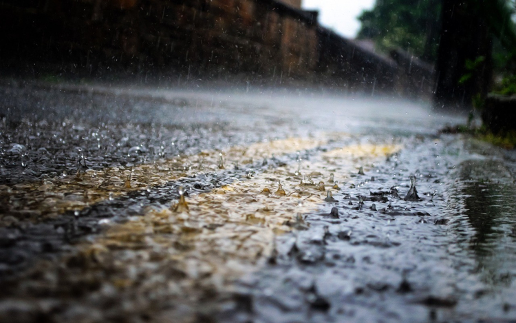Rengeteg munkát okoz a szélsőséges időjárás