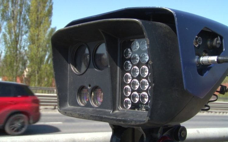 Új traffipax és szonda is érkezett