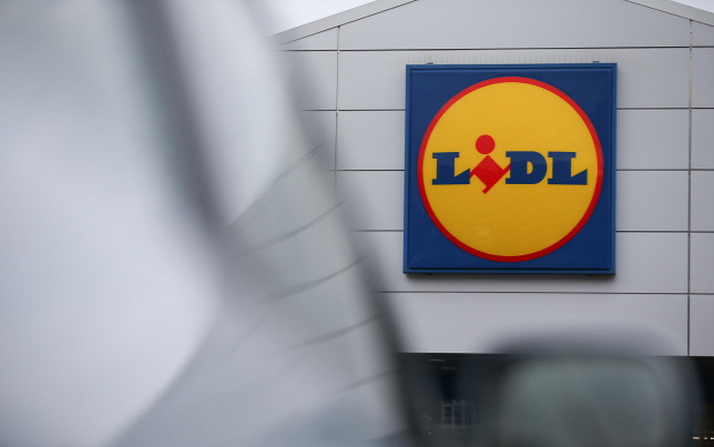 Szennyezett ételt foglalt le a Nébih a Lidl-nél