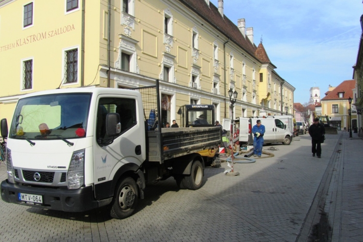 Győr - felújítás a Bécsi kapu tér környékén