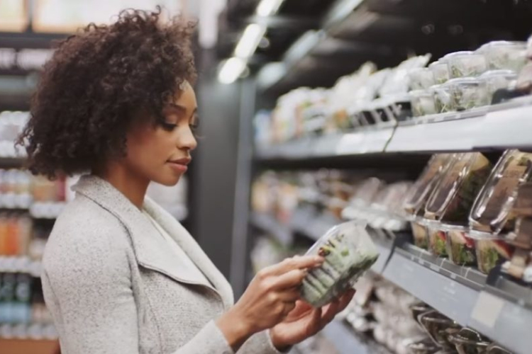 Megnyílt az első, kassza nélküli bolt