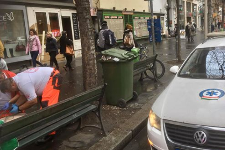 Öltönyben mentett életet egy mentős